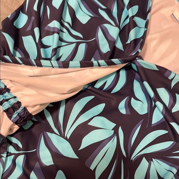 Columbia CHILL RIVER PRINT WRAP DRESS large - Picture 7 of 9